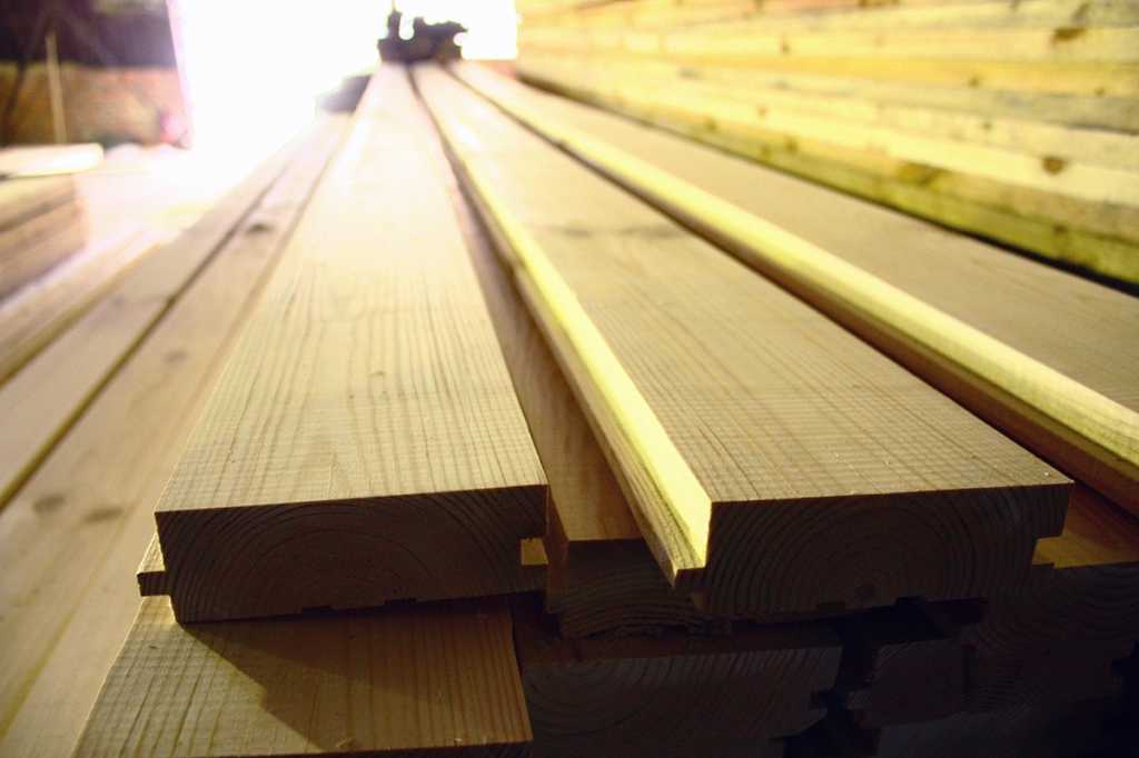 Круглый погонаж: деревянный профиль, алюминиевый и стальной, 10 мм и 20 мм, 50 мм и 70 мм. из бука, дуба, сосны и другого дерева