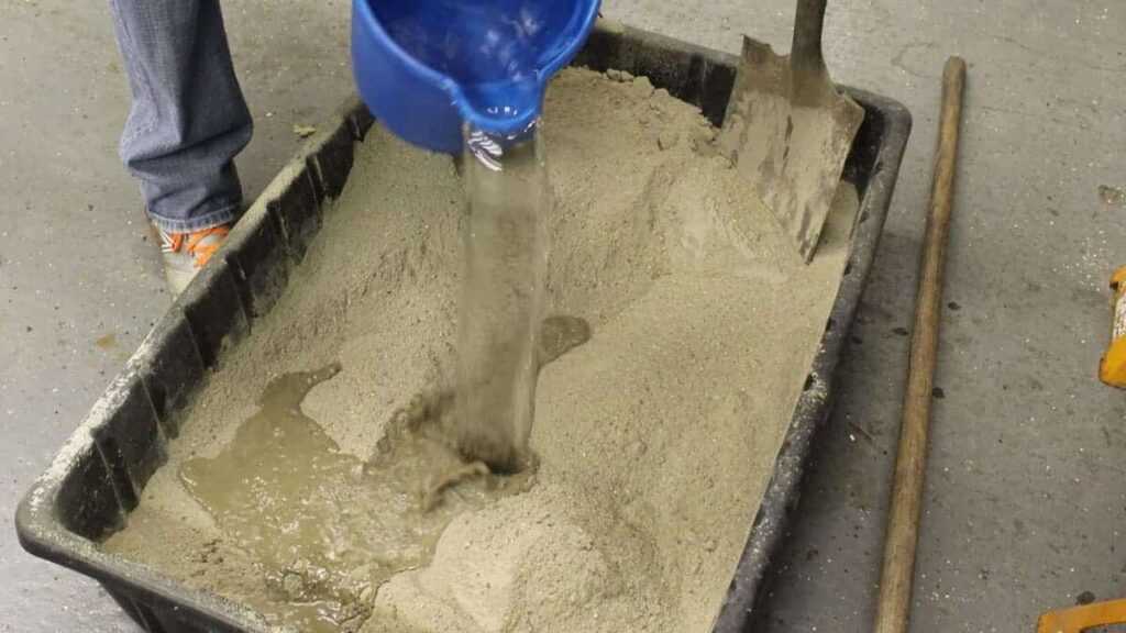Как развести цемент с песком?