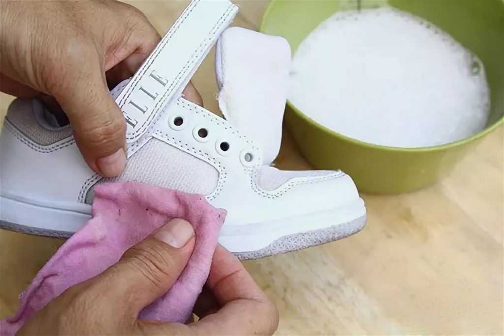 Чем можно быстро отмыть с обуви краску для обуви, лучшие способы очистки