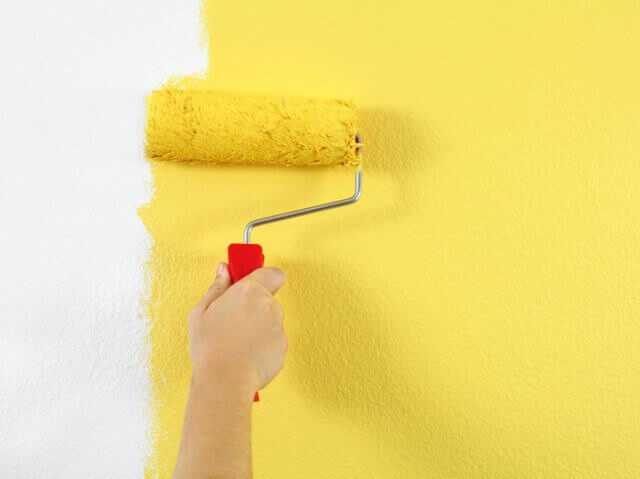 Каким валиком лучше красить водоэмульсионной краской потолок? какой вариант нужен для покраски, как выбрать валик для стен