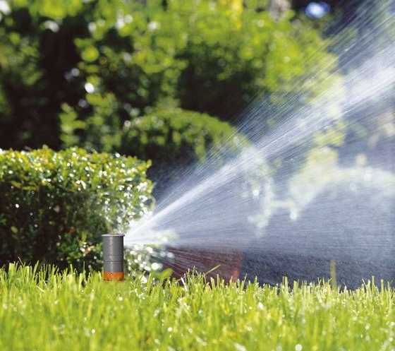 Дождеватели для полива газона: как подобрать оптимальный