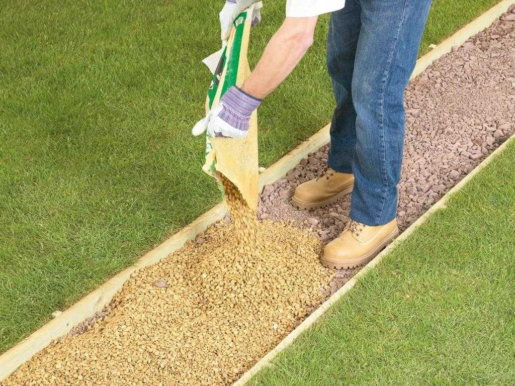 Как сделать садовые дорожки из щебня или гравия своими руками - инструкции и практические советы