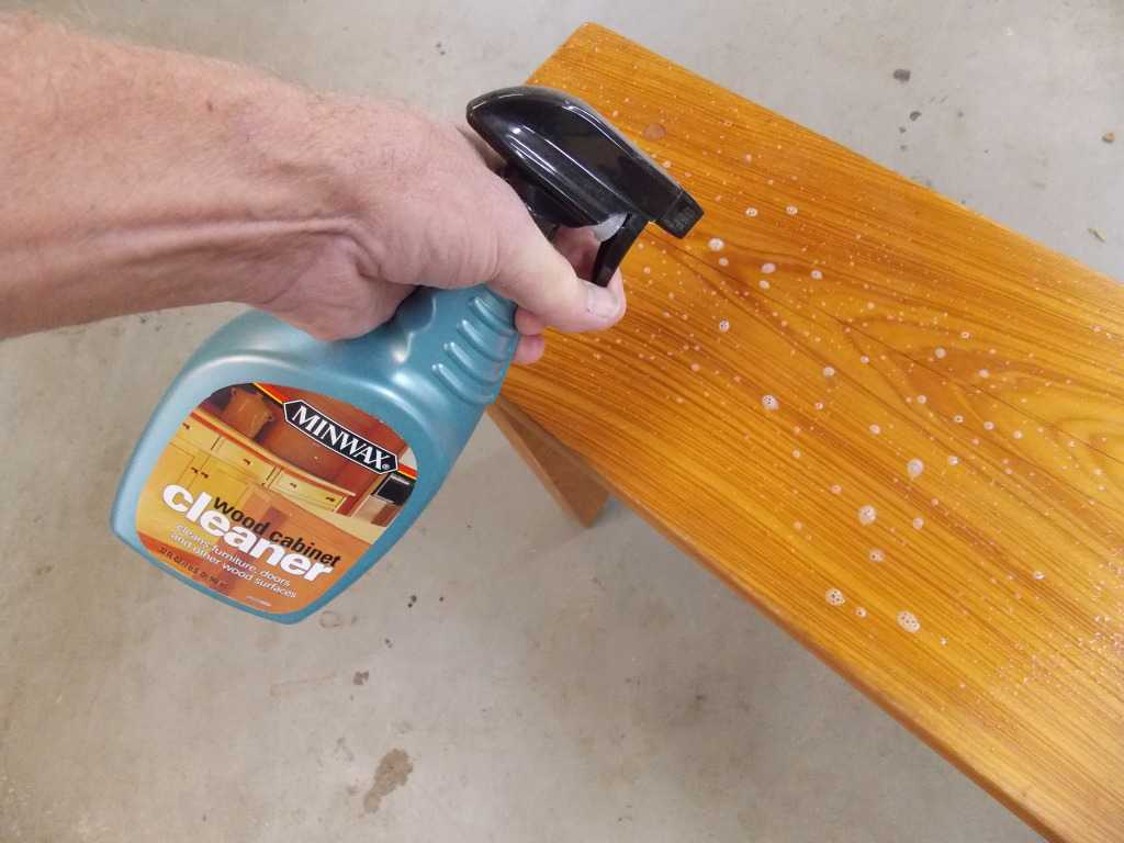 Как снять старую краску с дерева: как быстро убрать акриловую, как удалить масляную, как очистить деревянную поверхность болгаркой и другими способами?
