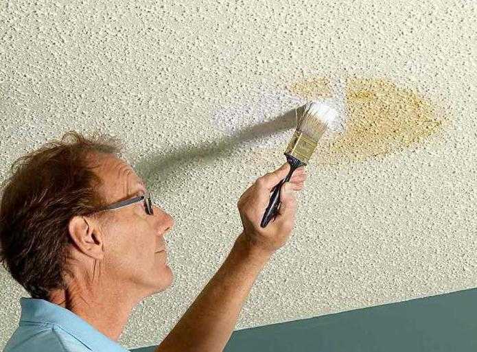 Как покрасить потолок водоэмульсионкой после побелки