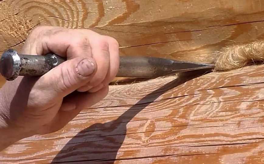 Конопатка сруба своими руками: пошаговая инструкция