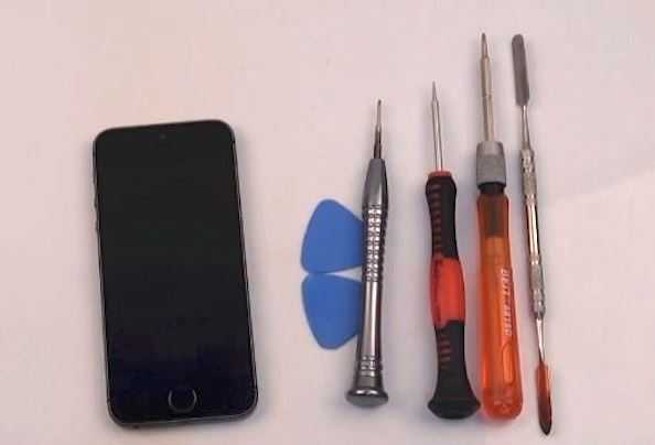 Какая отвертка нужна для ремонта айфона