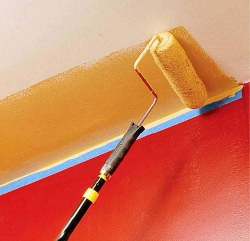 Покраска потолка водоэмульсионной краской без разводов