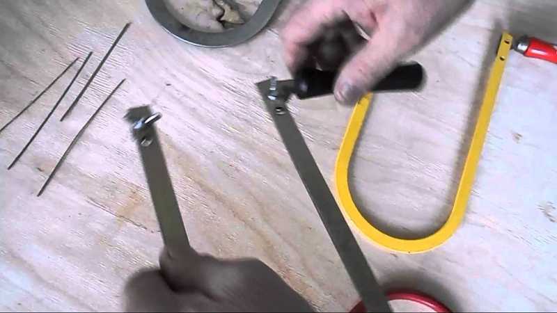 Ремонт лобзика: как исправить то, что электролобзик криво пилит? как отремонтировать кнопку своими руками? как собрать лобзик?