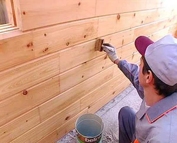 Чем покрасить деревянный дом: краски, лаки, пропитки