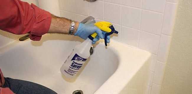 Чем оттереть силиконовый герметик с плитки в ванной, как очистить кафель